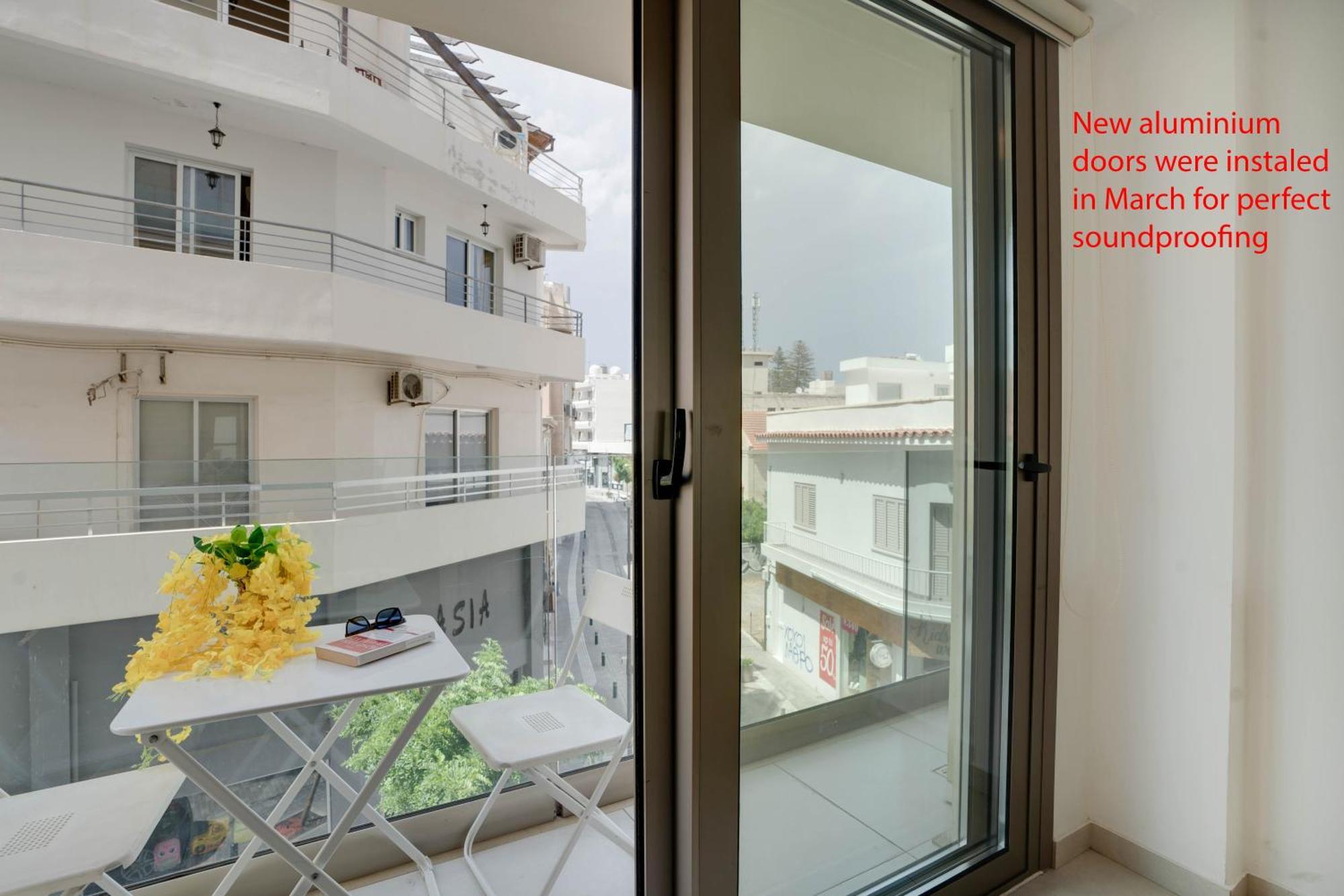 Lemon Paradise City Centre 200M From Beach Larnaca Extérieur photo
