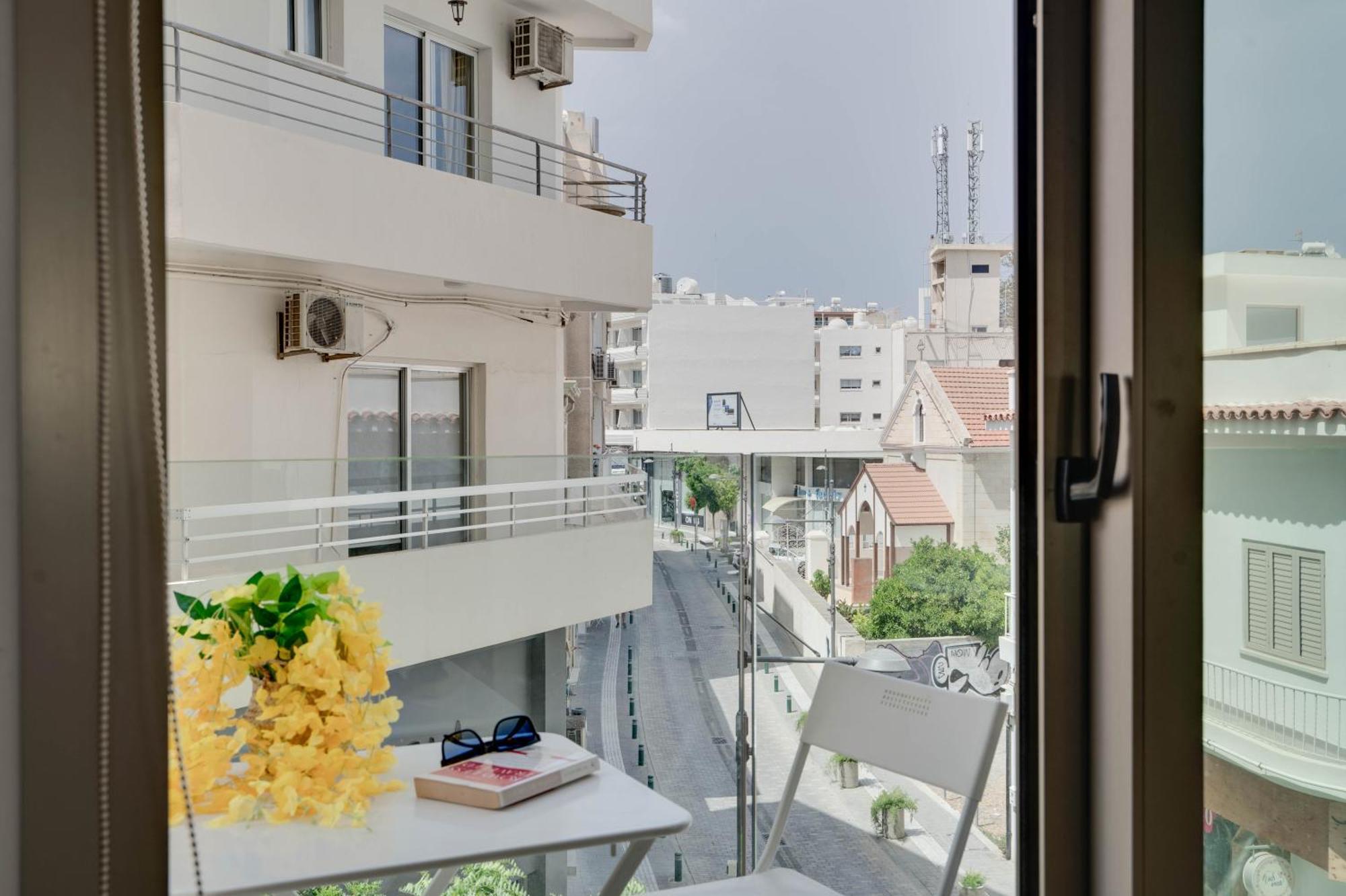 Lemon Paradise City Centre 200M From Beach Larnaca Extérieur photo